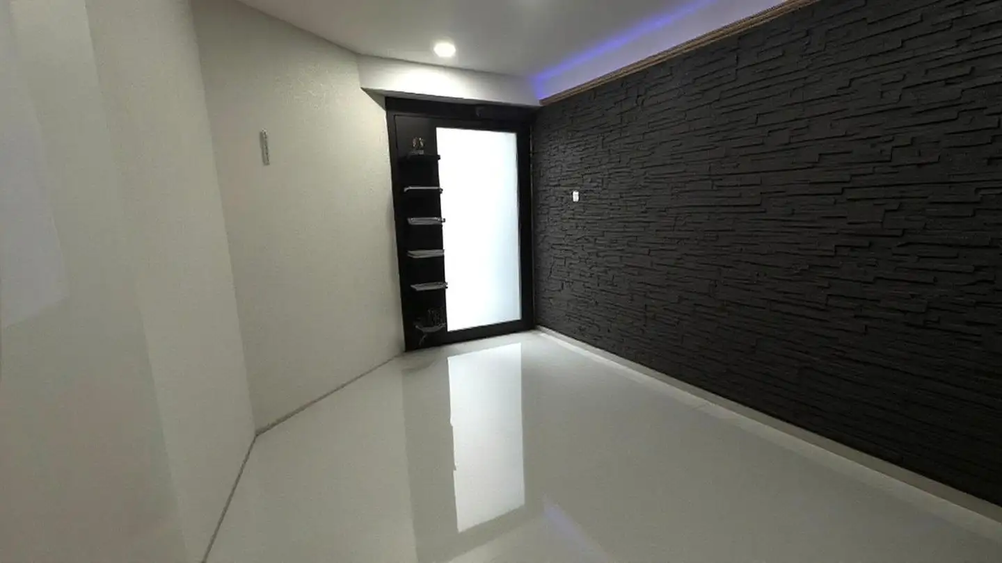 Commercial à louer - 8046 Zürich - Photo 3