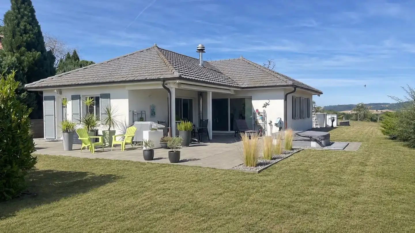 Single house for sale - 1416 Pailly