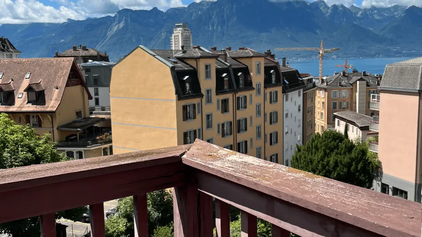 Attique à louer - Rue Des Anciens Moulins 15, 1820 Montreux