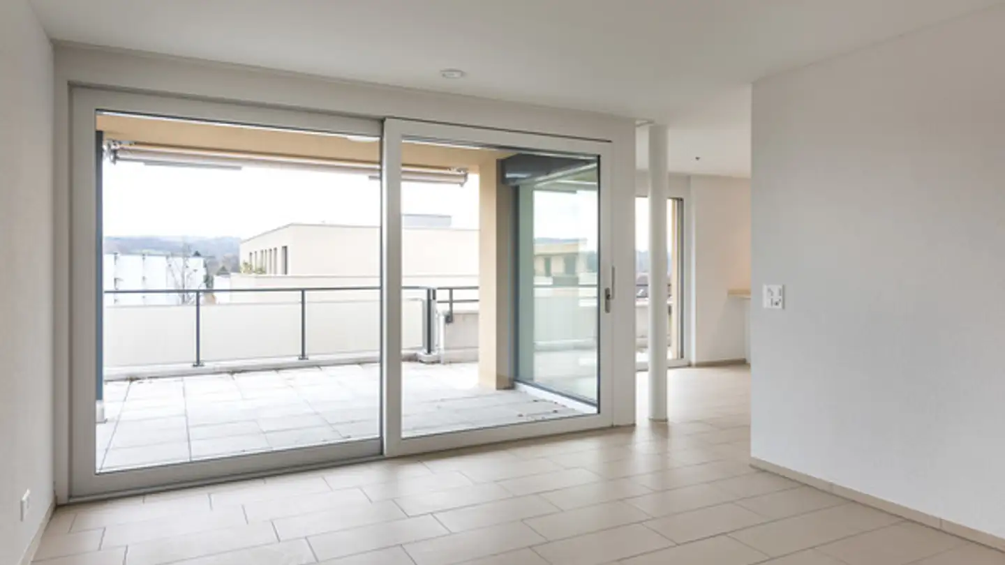 Attique à louer - Enzianweg, 5314 Kleindöttingen - Photo 4