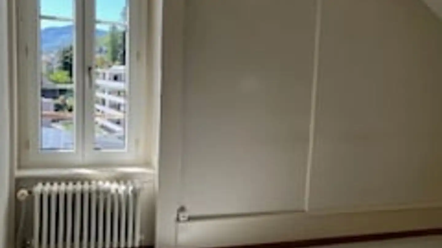 Attic flat for rent - Rue Des Draizes 40, 2000 Neuchâtel - Photo 4