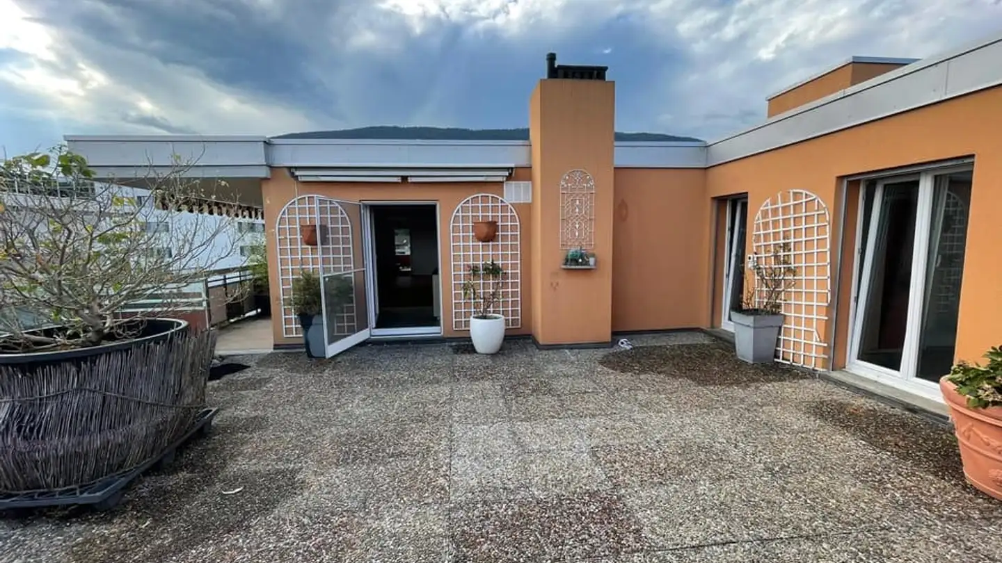 Appartamento in vendita - 2024 St-Aubin-Sauges