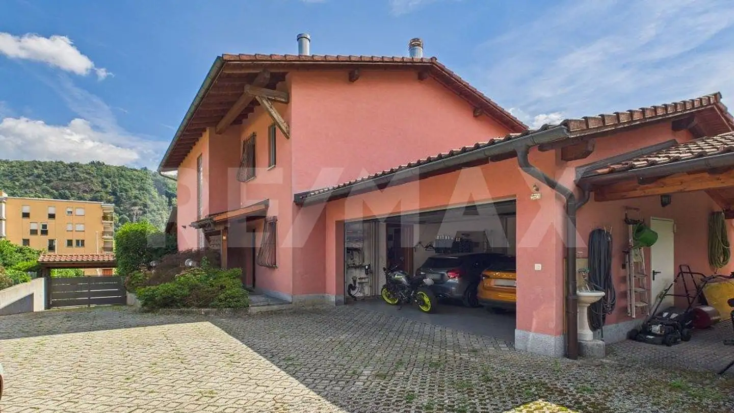 Single house for sale - 6807 Taverne