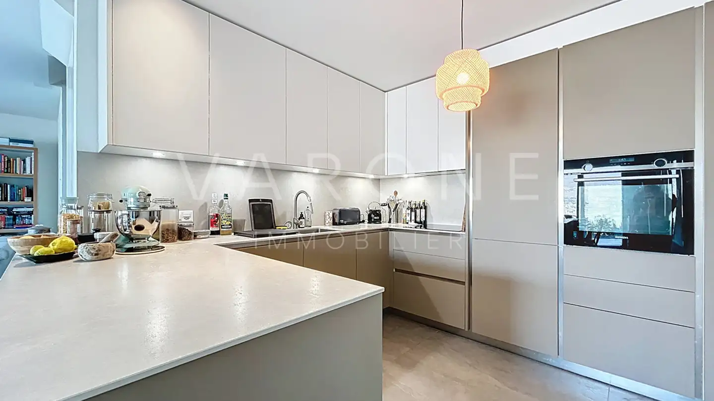 Row house for sale - 1950 Sion