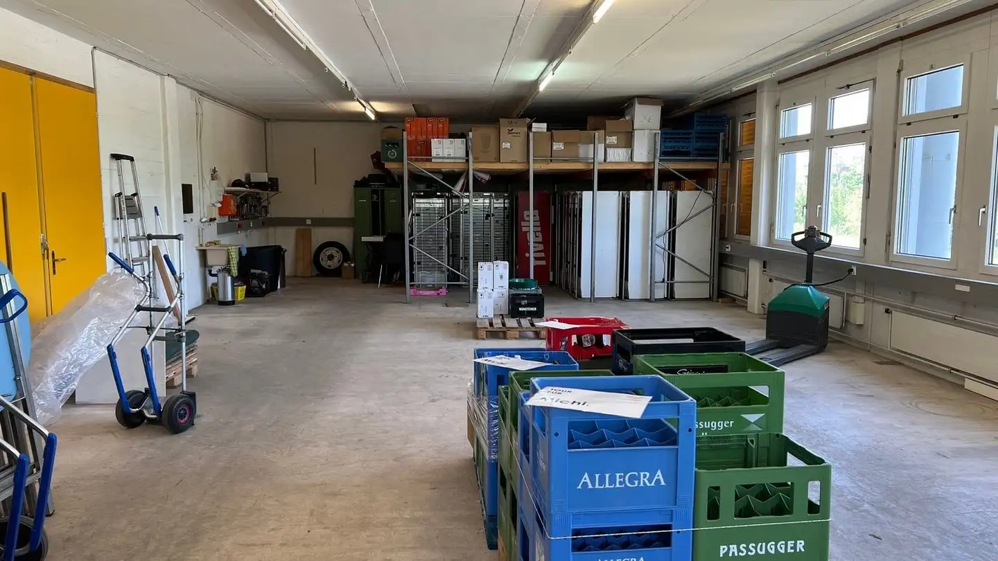 Industrial property for rent - Mettlenbachstrasse 29, 8617 Mönchaltorf - Photo 3
