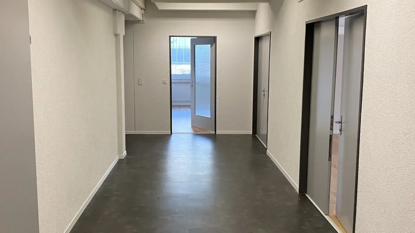 Commercial for rent - Rietstrasse 15, 8108 Dällikon - Photo 2