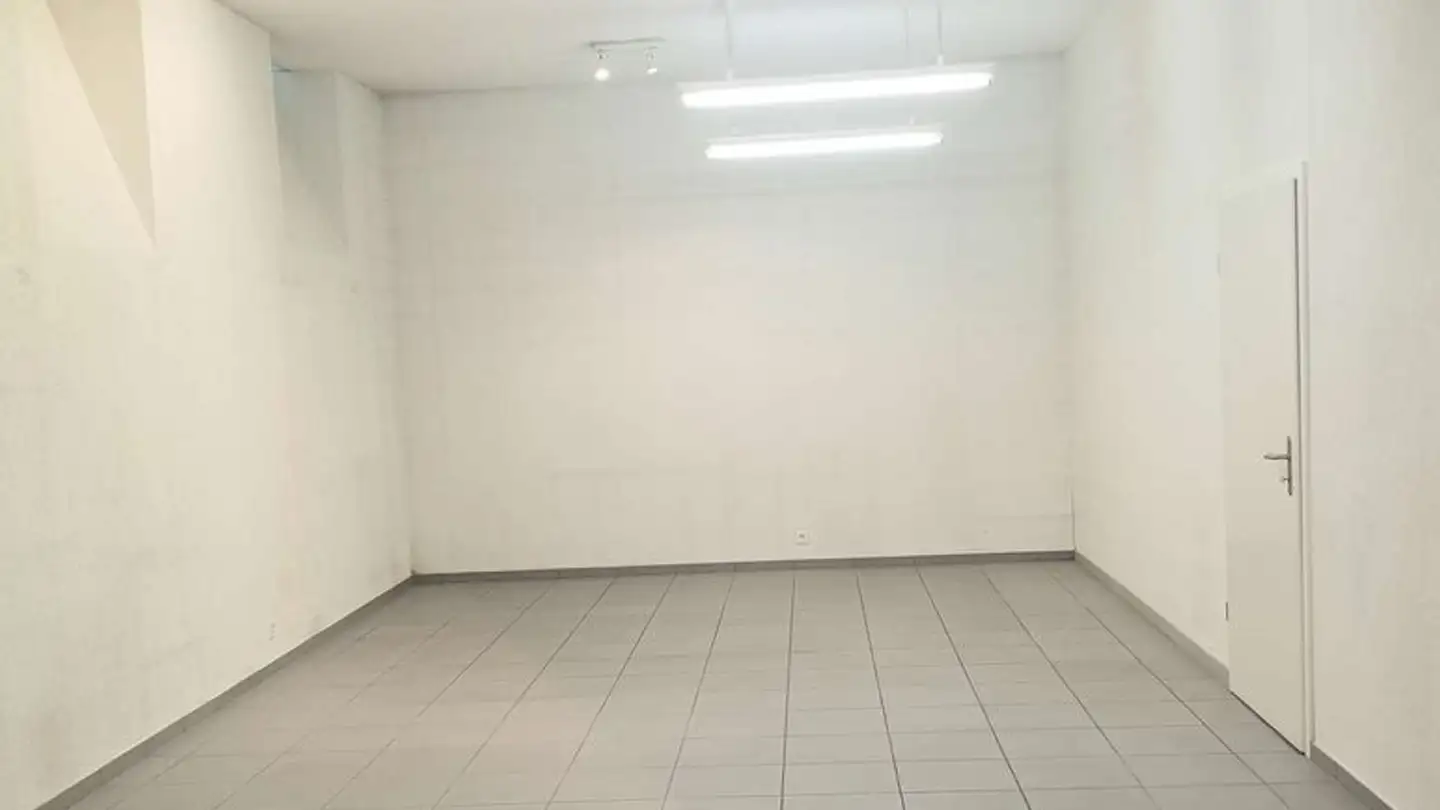 Lagerraum mieten - Hofwiesenstrasse 2, 8634 Hombrechtikon - Foto 2