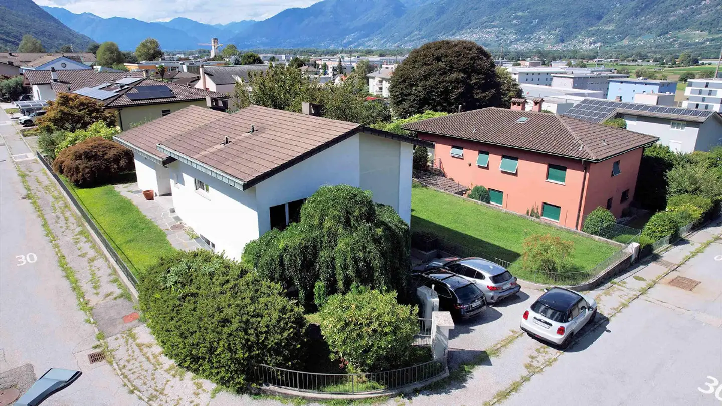 Einfamilienhaus kaufen - Alla Monda 16, 6593 Cadenazzo - Foto 2