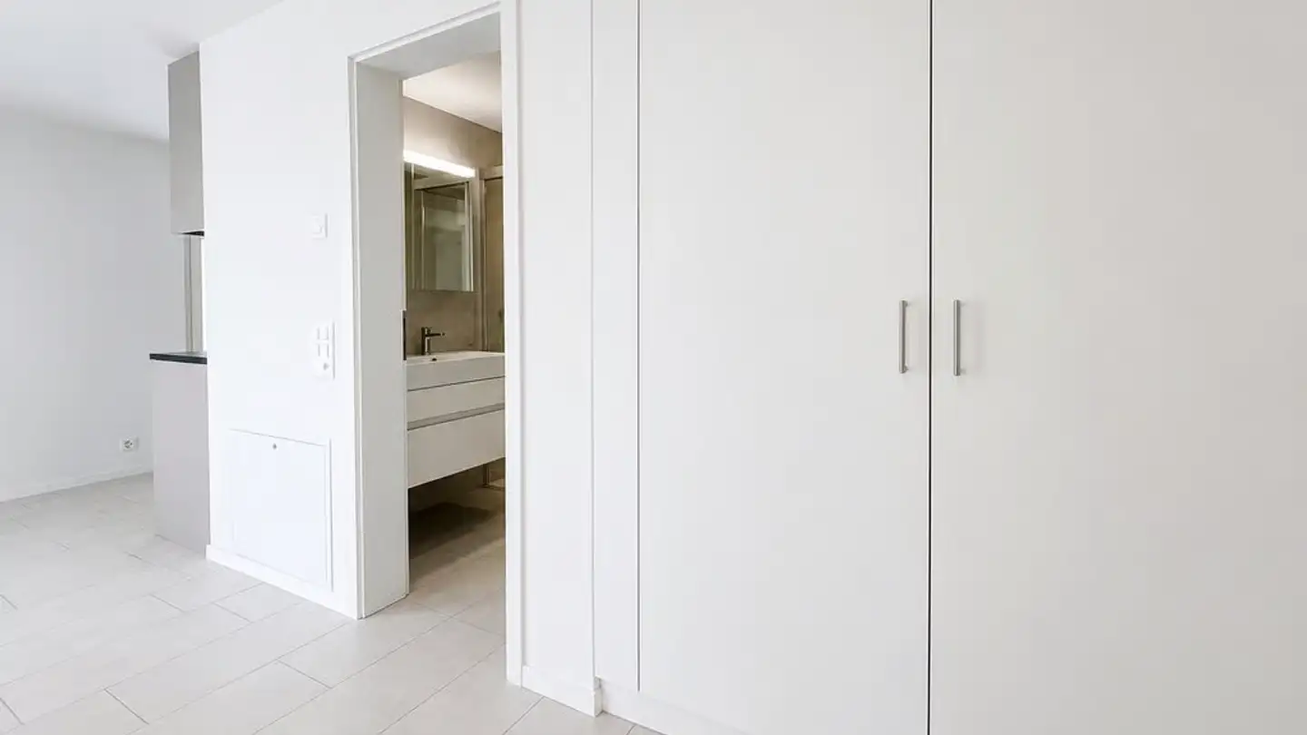 Apartment for rent - Sonnenrainstrasse 11, 8134 Adliswil - Photo 2