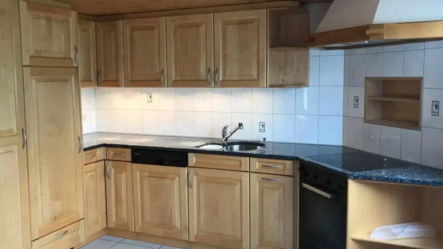 Appartement à louer - Riedern 1780, 3646 Einigen