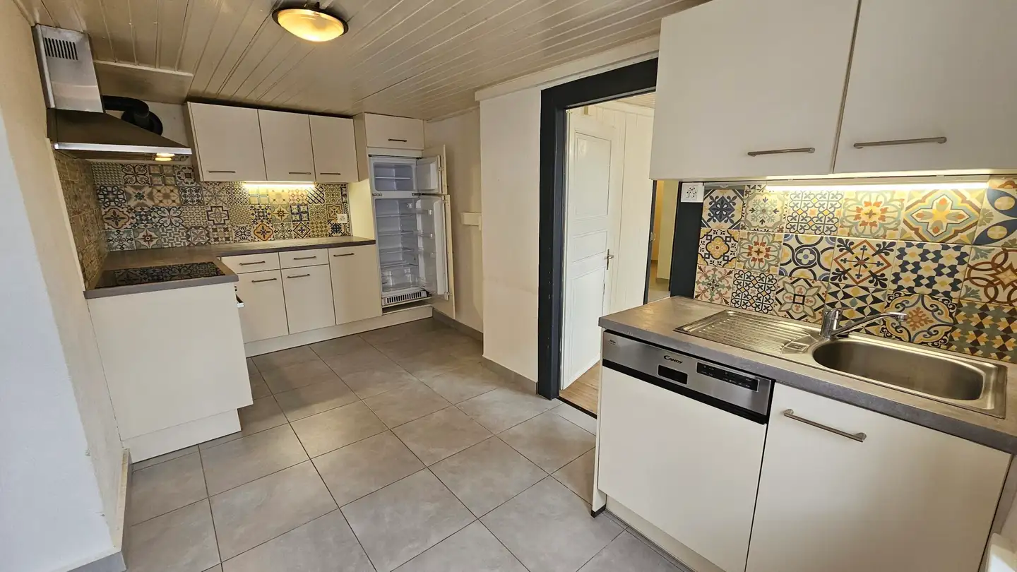 Apartment for rent - 2923 Courtemaîche