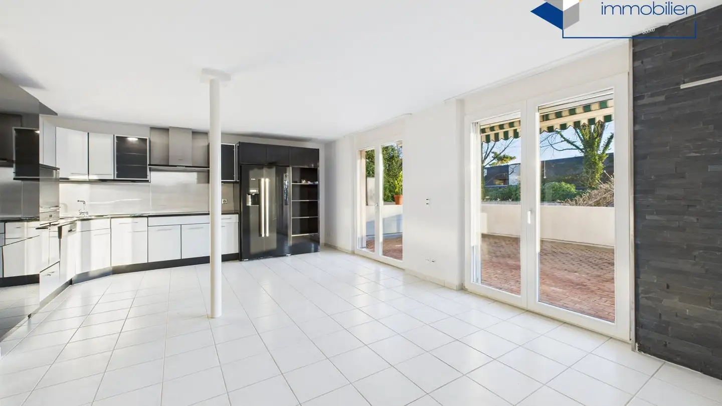 Wohnung mieten - Seestrasse 211, 8713 Uerikon - Foto 2