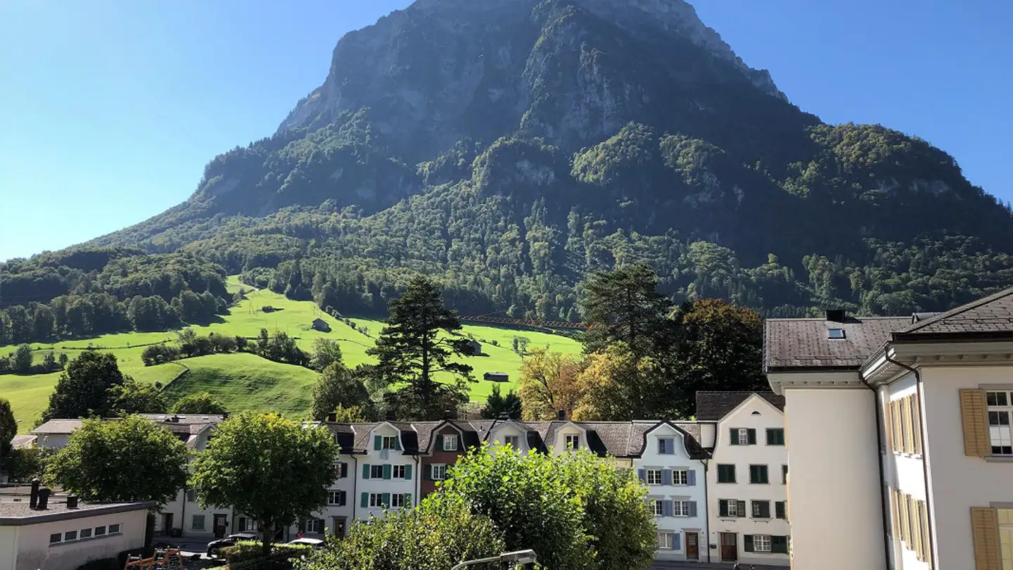 Apartment for rent - Abläschstrasse 16, 8750 Glarus - Photo 2