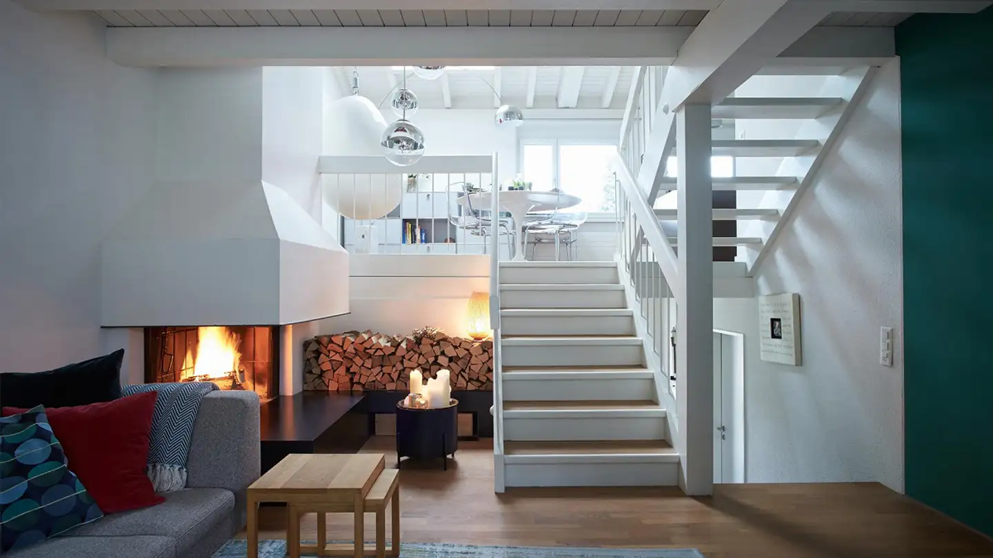 Stepped house for sale - 8804 Au ZH