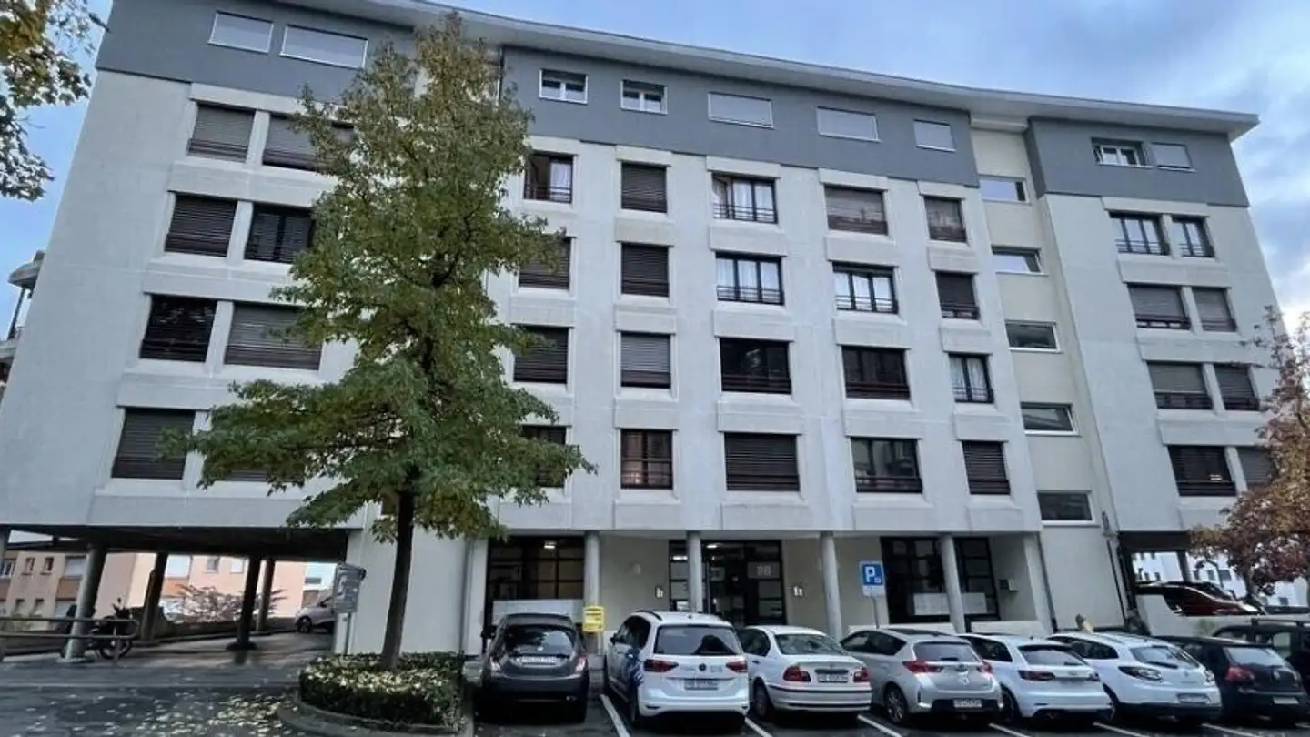 Outdoor parking space for rent - Rue des Vaudrès 9, 1815 Clarens