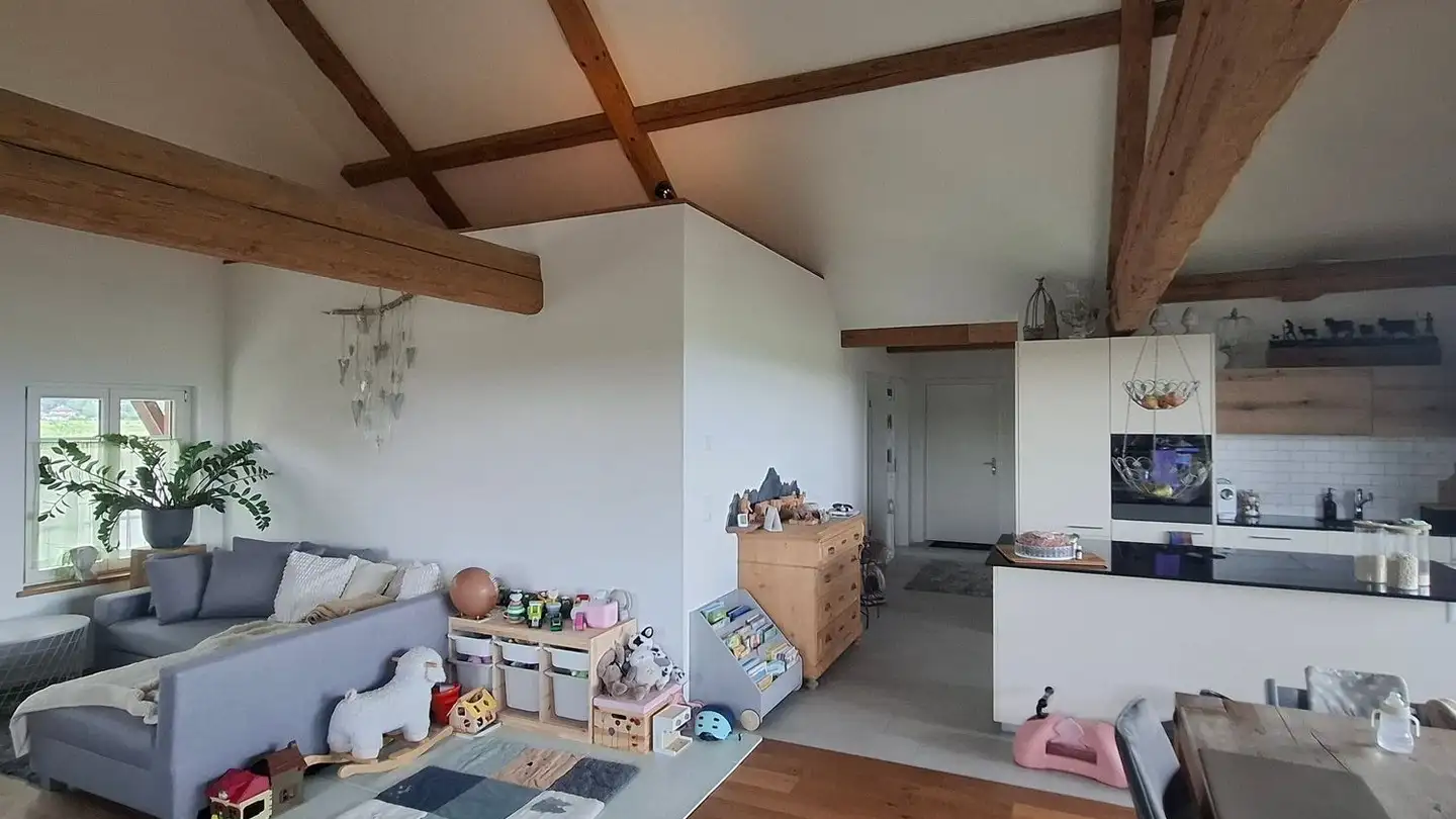Dachgeschosswohnung mieten - Jerisberg 16, 3206 Ferenbalm - Foto 2