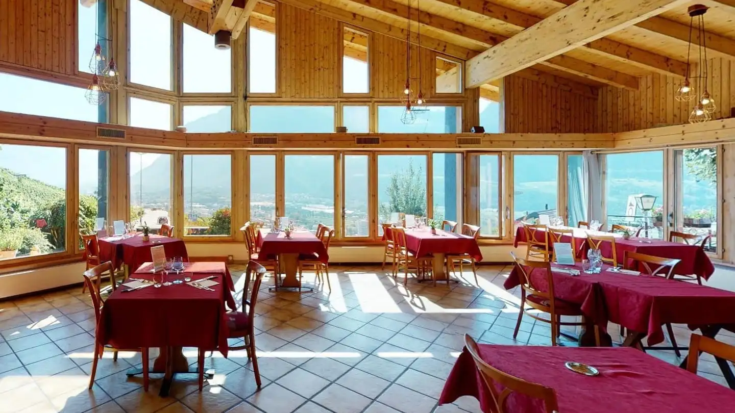 Restaurant for sale - 3960 Corin-de-la-Crête