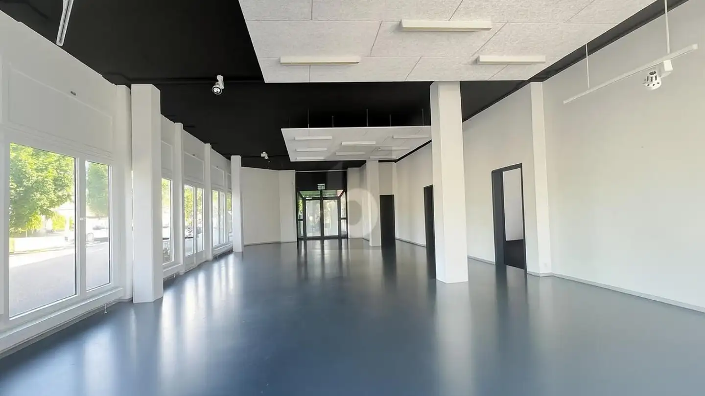 Office space for rent - 1030 Bussigny - Photo 2