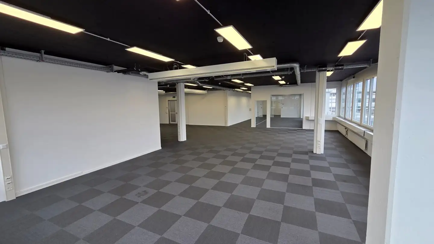 Spazio ufficio in affitto - Hinterbergstrasse 34a, 6312 Steinhausen - Photo 3