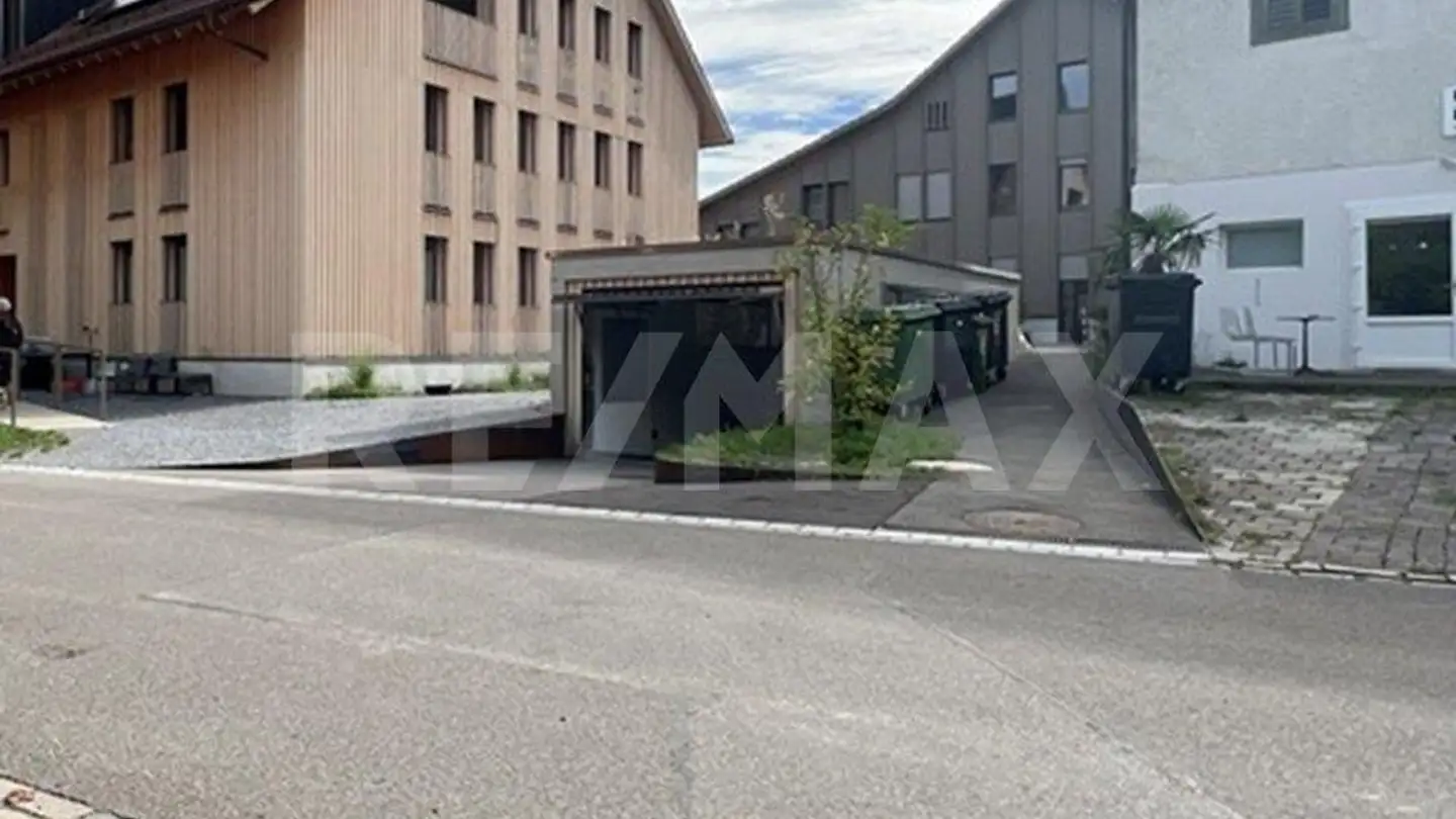 Parcheggio esterno in vendita - Stäpfetlistrasse, 8606 Nänikon - Photo 2