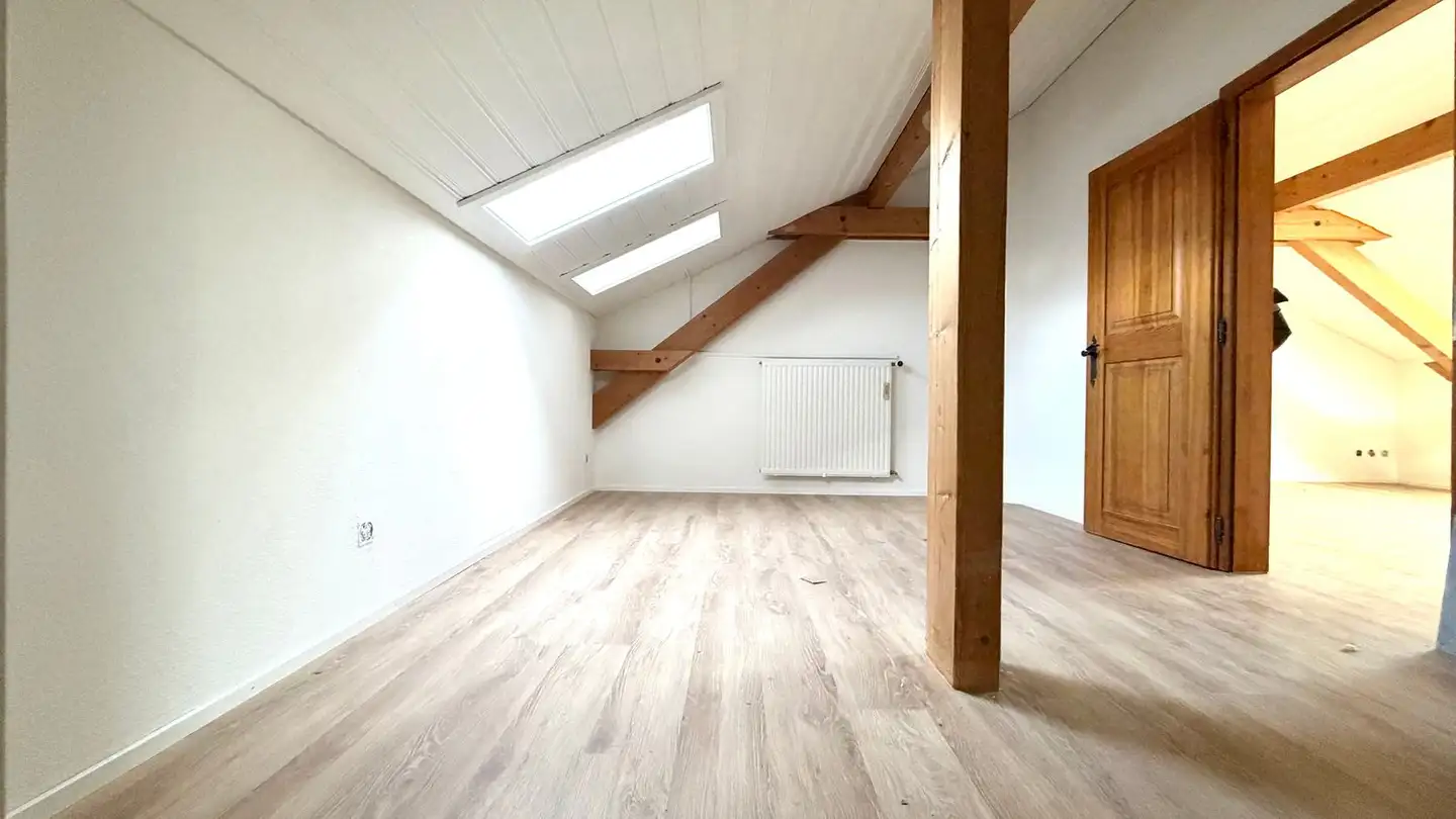 Attic flat for rent - Rheinstrasse 65, 7000 Chur - Photo 2
