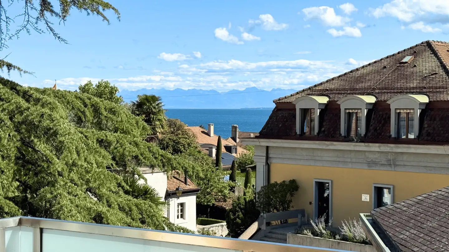 Stepped apartment for sale - 1260 Nyon