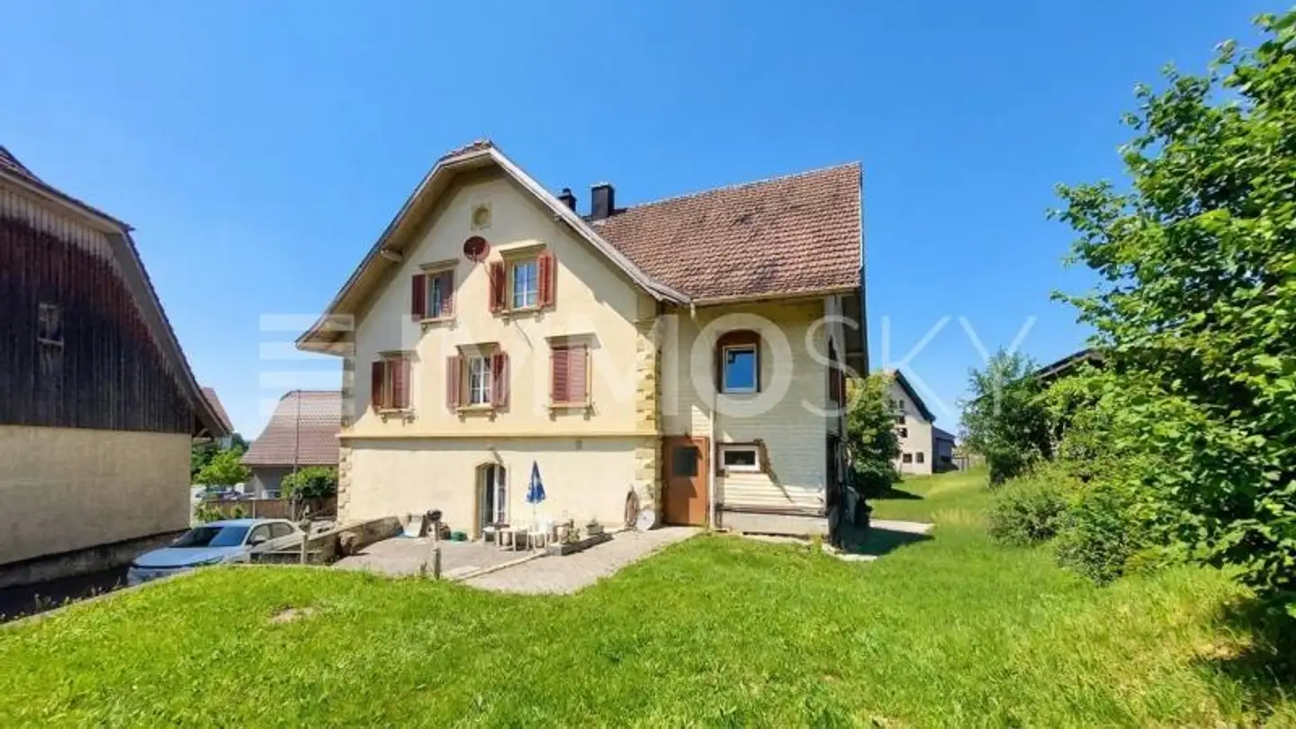 Residential building for sale - 5624 Bünzen