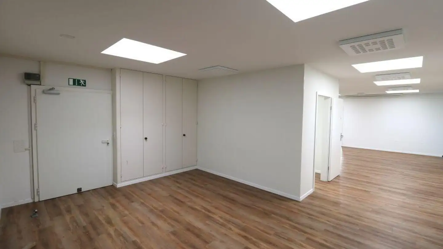 Gewerbe mieten - Täfernstrasse 39, 5405 Dättwil AG - Foto 2