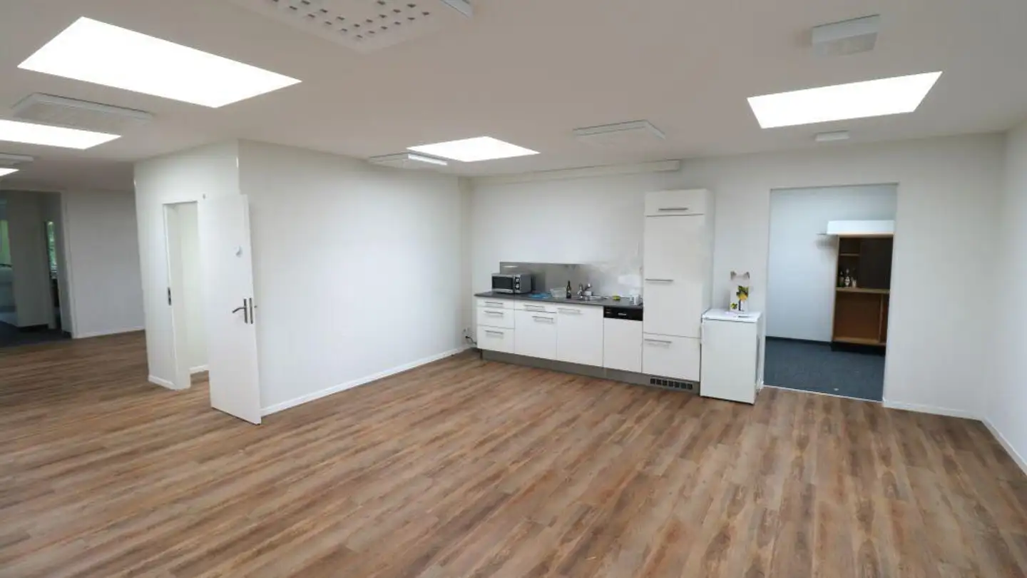 Gewerbe mieten - Täfernstrasse 39, 5405 Dättwil AG - Foto 4