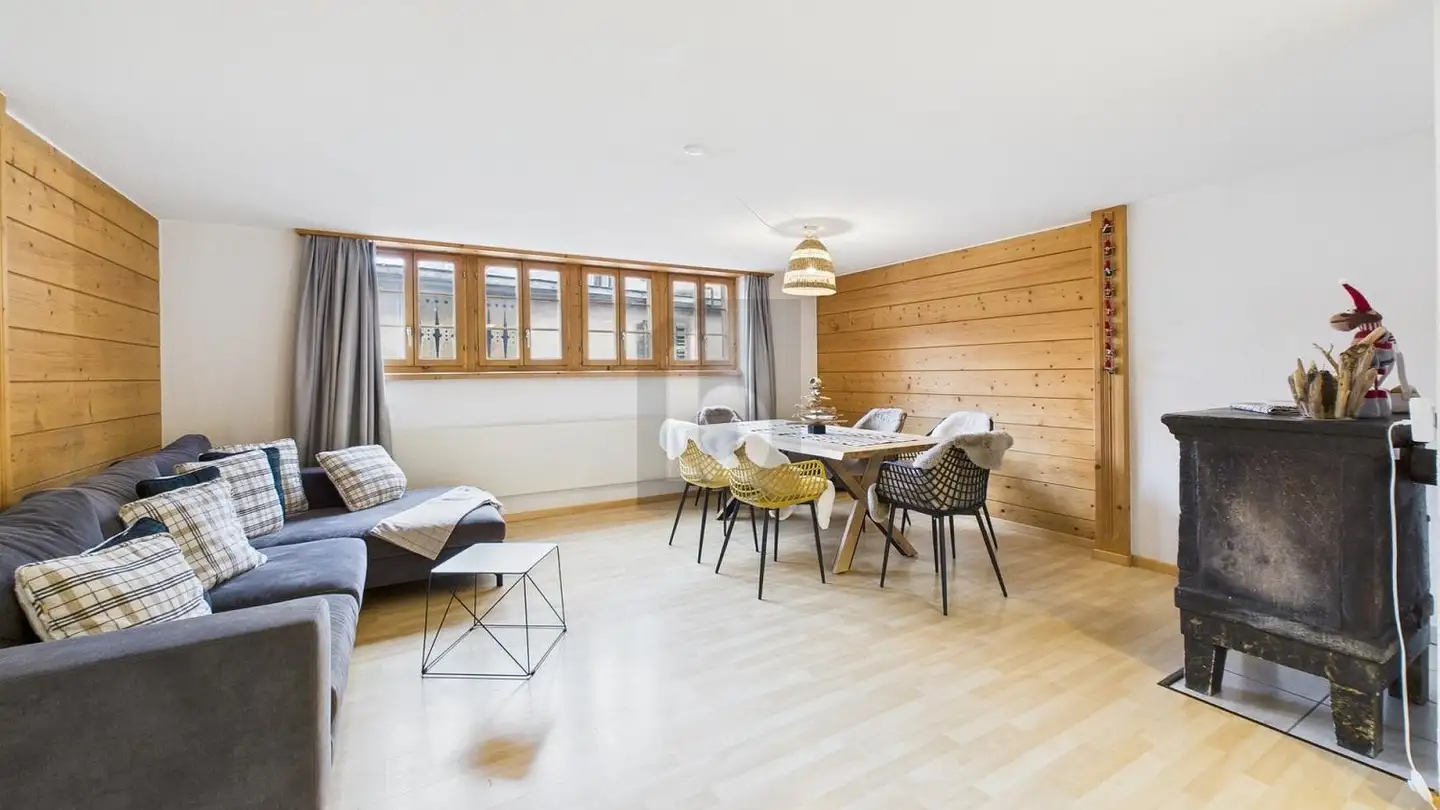 Appartement à vendre - 7166 Trun