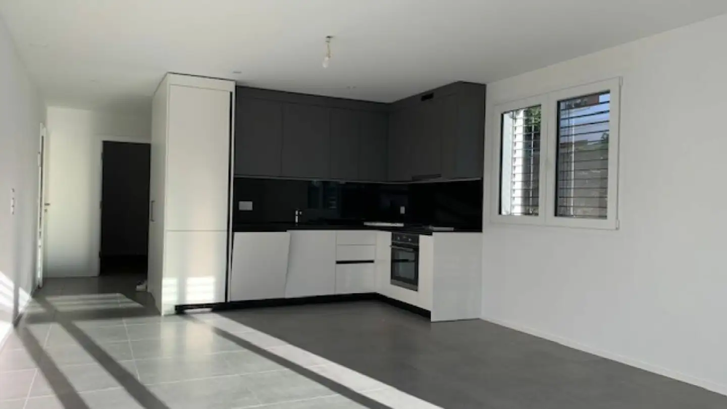 Apartment for rent - Route de l'Eglise 36, 1721 Courtion - Photo 2