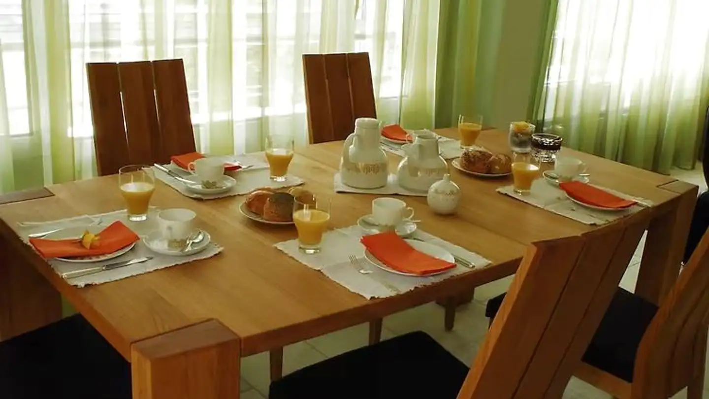 Furnished apartment for rent - 1817 Brent - Photo 2