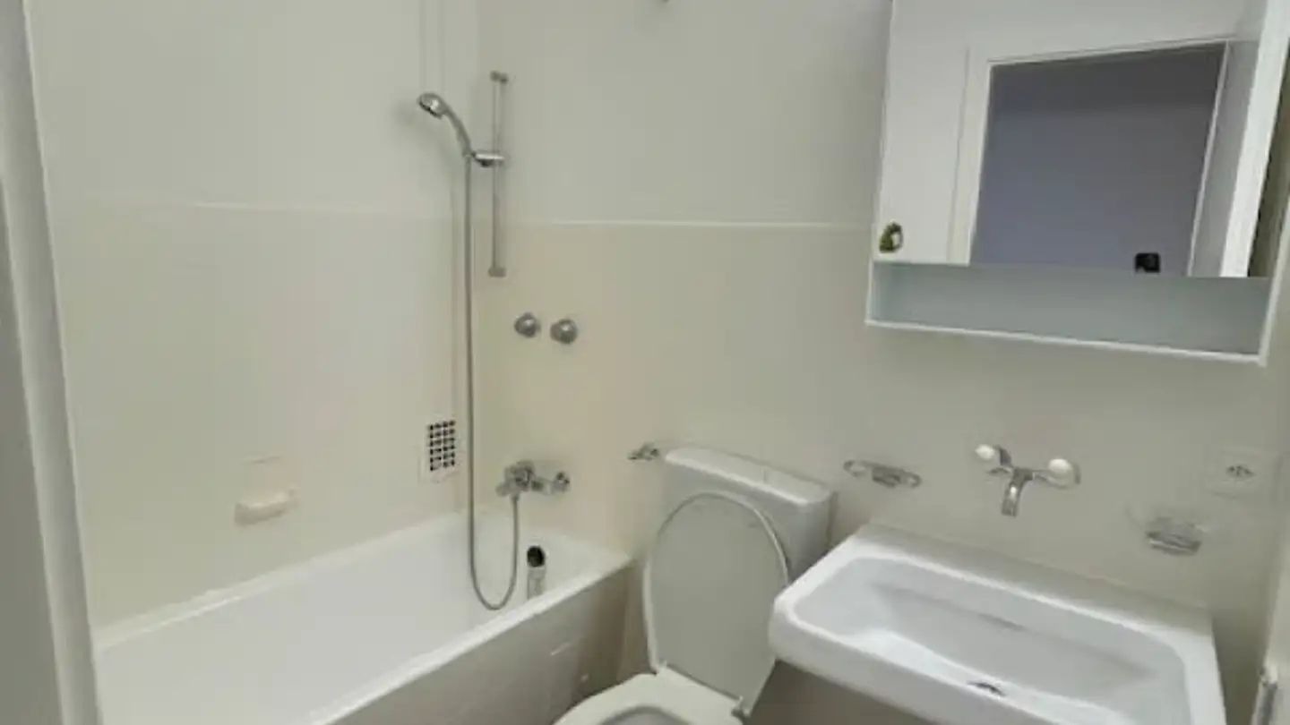 Studio à louer - Promenade De La Suze / Schüsspromenade 25, 2502 Biel/Bienne - Photo 4