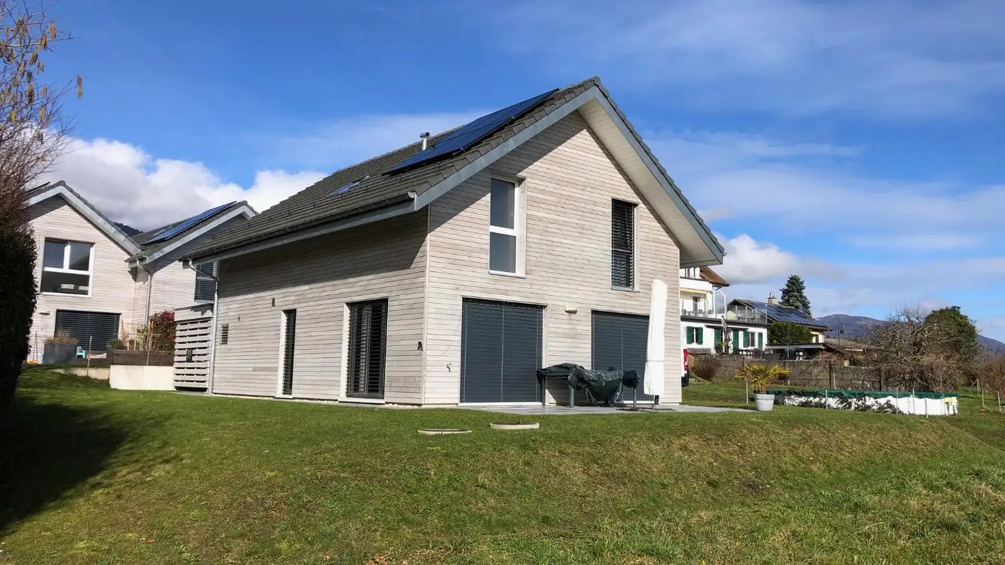 Villa for rent - 1430 Orges