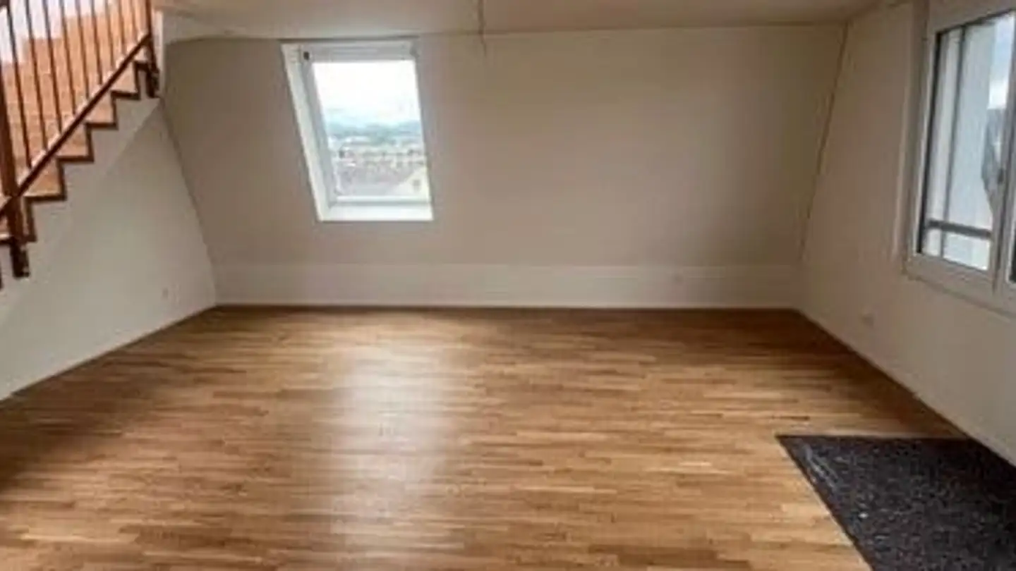 Dachgeschosswohnung mieten - Gschwaderstrasse 20, 8610 Uster - Foto 2