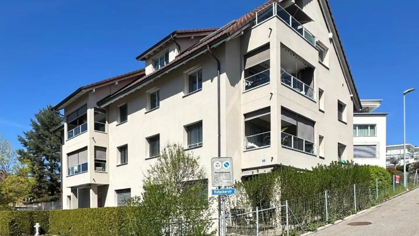 Place de parking extérieure à louer - Hofackerstrasse 2, 8908 Hedingen