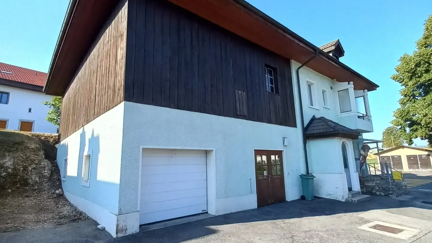 Residential building for sale - 2714 Les Genevez JU - Photo 4