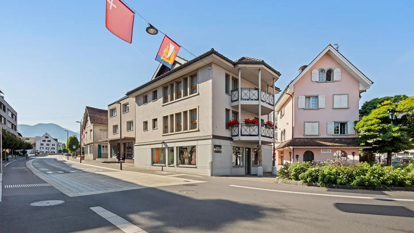 Commercial for rent - Oberdorfstrasse 2, 8853 Lachen SZ