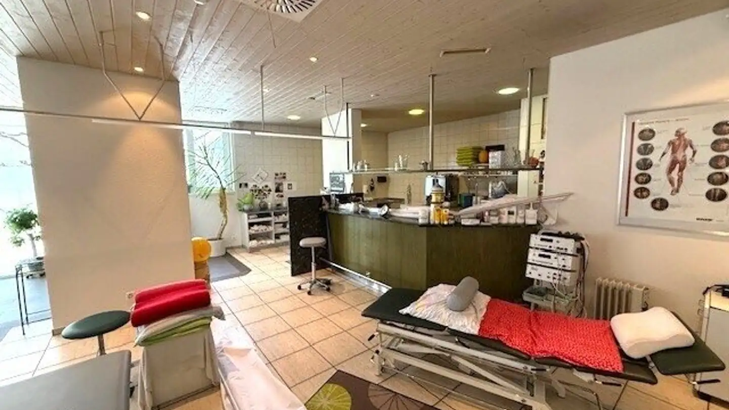 Medical practice for sale - Rohrstrasse 51, 3507 Biglen - Photo 4