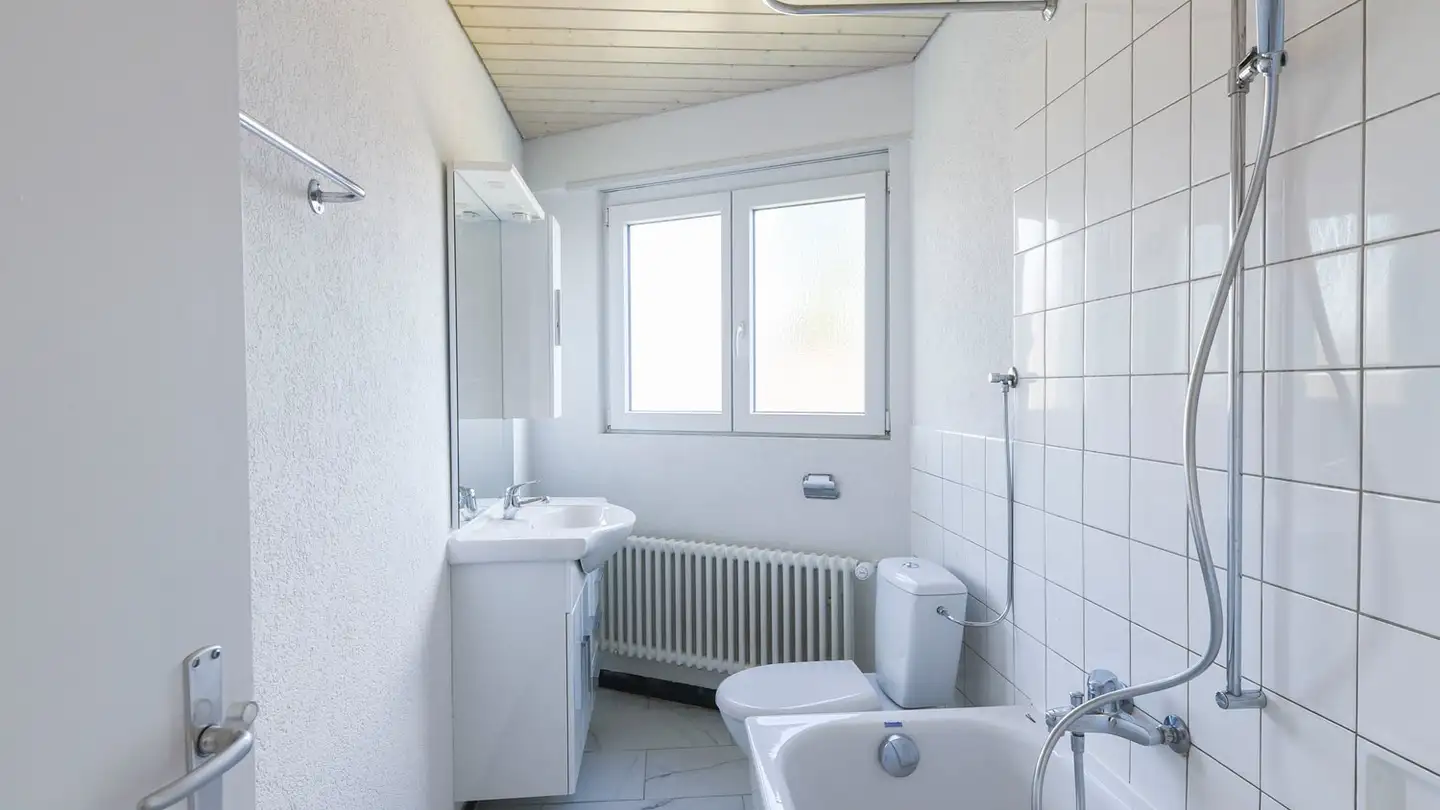 Wohnung mieten - Chemin Emile-Ganguillet / Emile-Ganguillet-Weg 17, 2503 Biel/Bienne - Foto 3