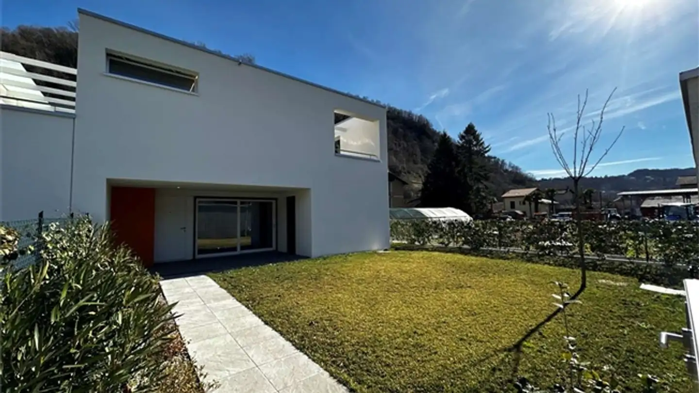 Casa a schiera in vendita - 6934 Bioggio