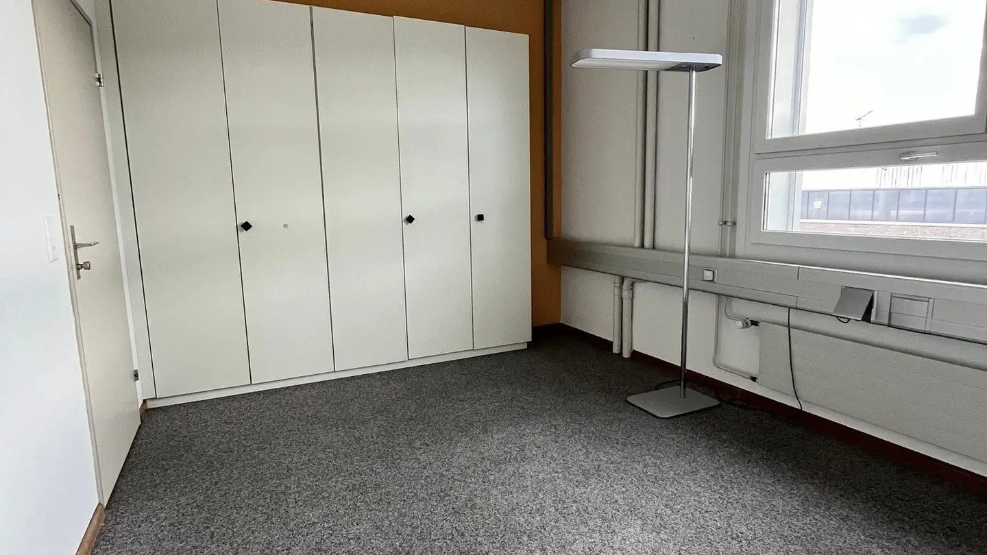 Office space for rent - Limmatstrasse 2, 8957 Spreitenbach - Photo 2