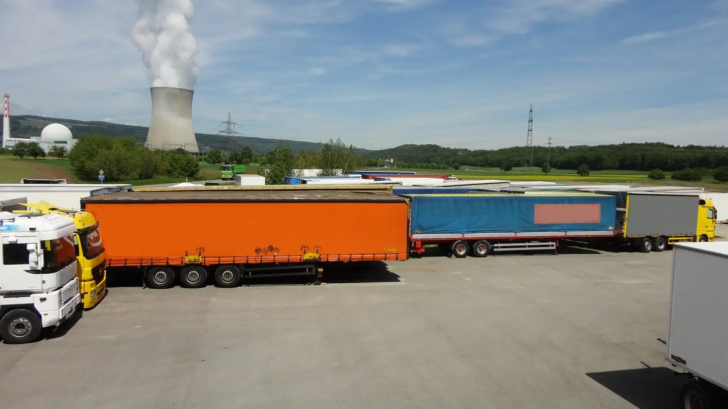 Parcheggio sotterraneo in affitto - Krummackerweg 428, 5325 Leibstadt - Foto 2