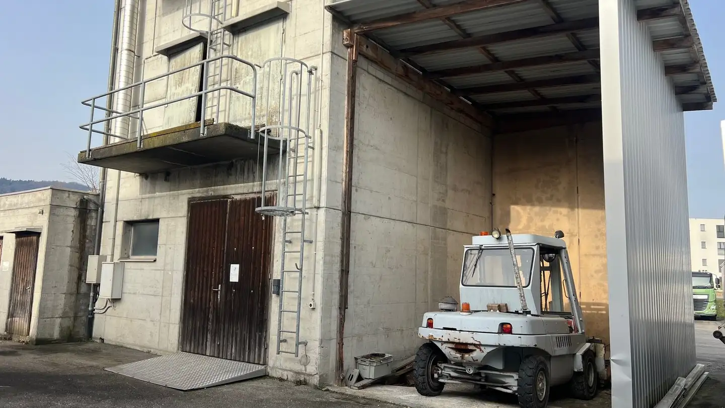 Parcheggio sotterraneo in affitto - Krummackerweg 428, 5325 Leibstadt - Foto 4