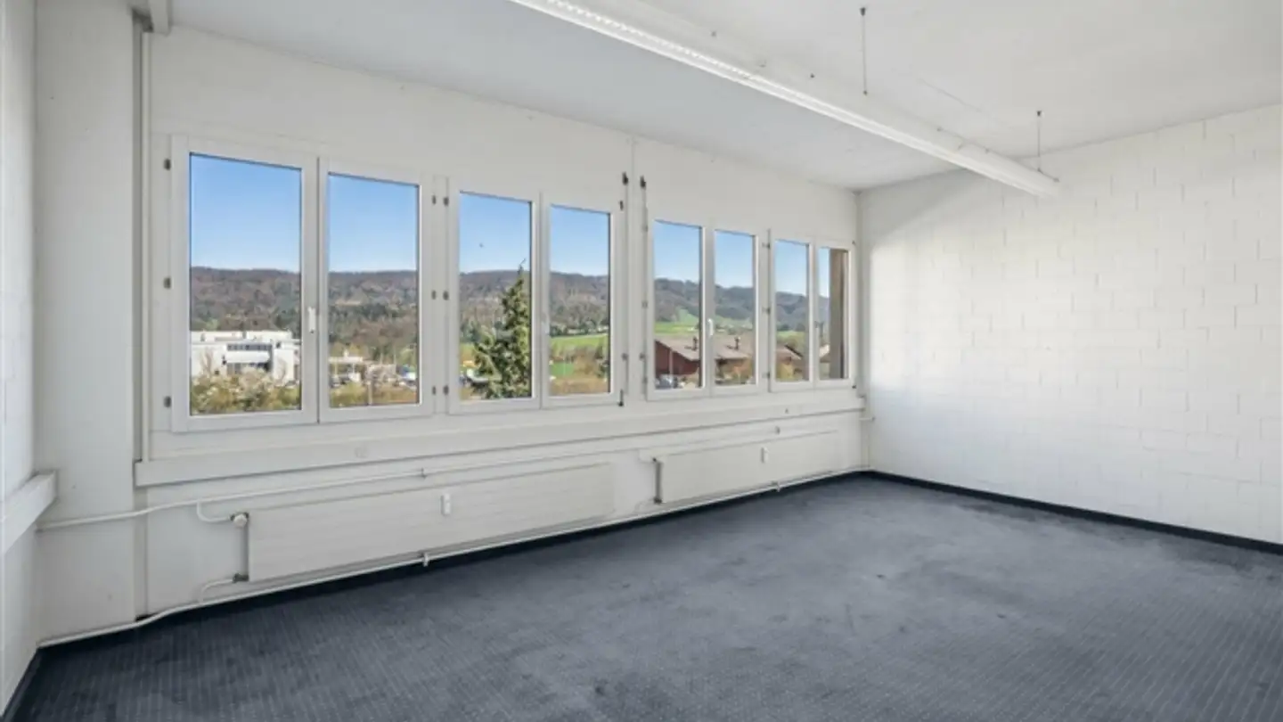 Office space for rent - Hardhofstrasse 15, 8424 Embrach - Photo 4