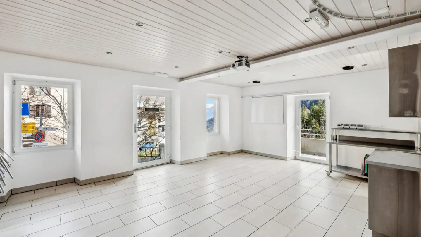 Hotel for sale - 1923 Les Marécottes - Photo 4