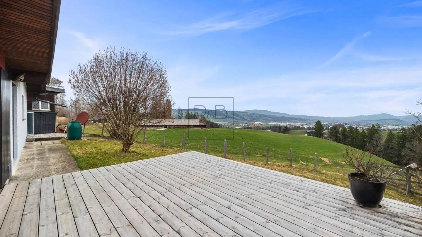 Single house for sale - 1635 La Tour-de-Trême - Photo 3