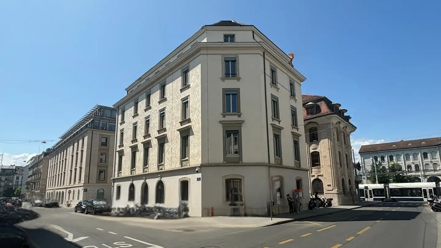Bureau à louer - Rue Jean- Petitot, 1204 Genève
