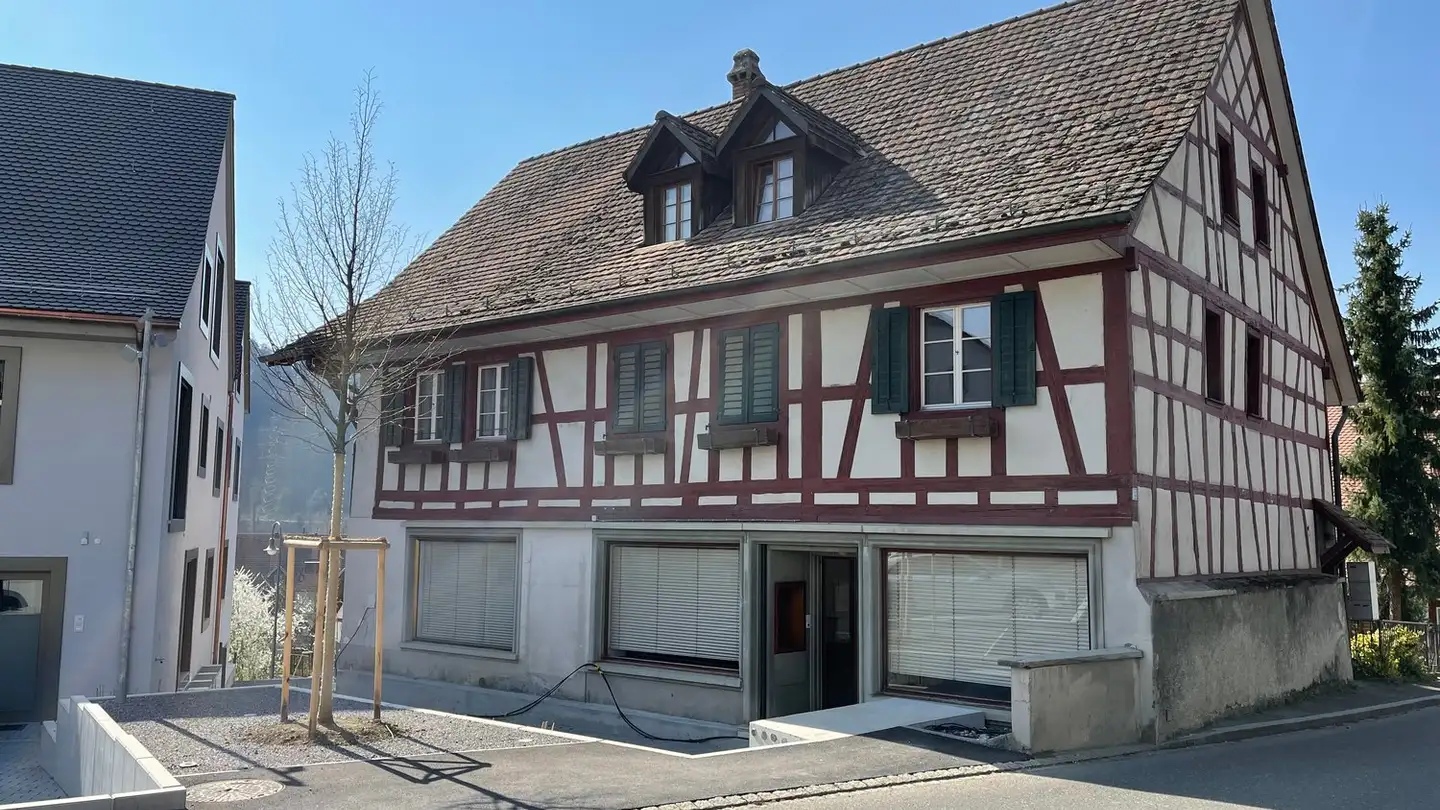 Magasin à louer - Dorfstrasse 89, 8192 Glattfelden