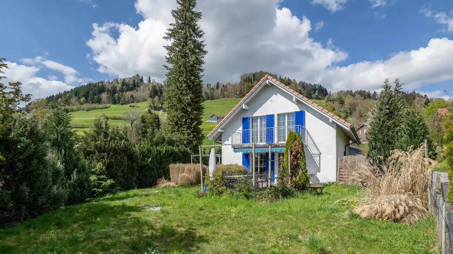 Single house for sale - 8733 Eschenbach SG